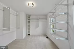 12615 Heritage Farm Ln, Herndon, VA 20171 - Photo 37