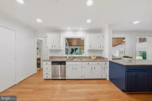 12615 Heritage Farm Ln, Herndon, VA 20171 - Photo 31