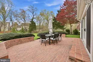 12615 Heritage Farm Ln, Herndon, VA 20171 - Photo 5