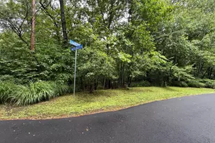 2704 Chariton St, Oakton, VA 22124 - Photo 1