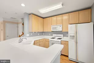 12739 Fair Crest Ct, Fairfax, VA 22033 - Photo 19