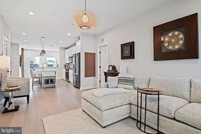 14433 Glen Manor Drive #602, Chantilly, VA 20151 - Photo 7