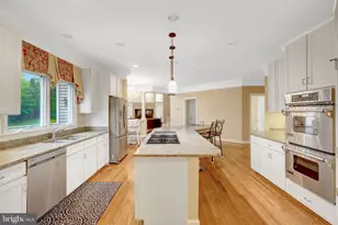 11270 Stones Throw Dr, Reston, VA 20194 - Photo 19