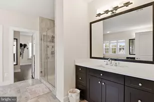 6820 Lilly Belle Ct, Centreville, VA 20120 - Photo 33