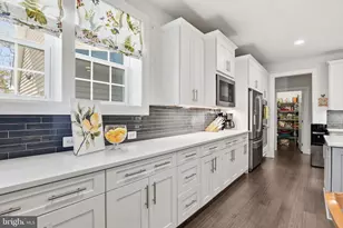 6820 Lilly Belle Ct, Centreville, VA 20120 - Photo 13
