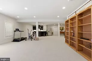 6820 Lilly Belle Ct, Centreville, VA 20120 - Photo 49
