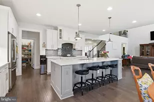 6820 Lilly Belle Ct, Centreville, VA 20120 - Photo 11