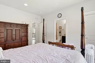 6820 Lilly Belle Ct, Centreville, VA 20120 - Photo 41