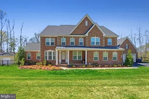 6820 Lilly Belle Ct, Centreville, VA 20120 - Photo 1