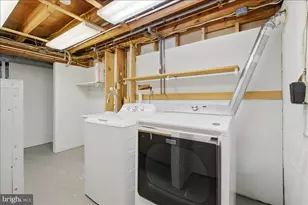 822 Walker Rd, Great Falls, VA 22066 - Photo 21