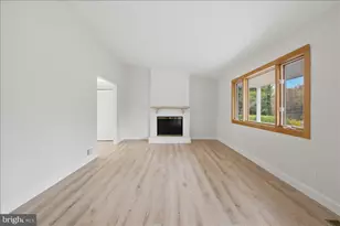 822 Walker Rd, Great Falls, VA 22066 - Photo 3