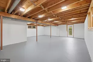 822 Walker Rd, Great Falls, VA 22066 - Photo 23