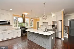 8018 Fordson Rd, Alexandria, VA 22306 - Photo 15