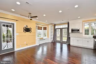 8018 Fordson Rd, Alexandria, VA 22306 - Photo 11