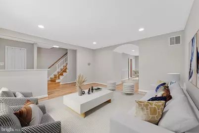 3126 Barnard Court, Fairfax, VA 22031 - Photo 3