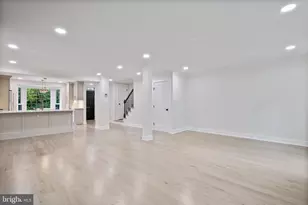 165 E St NE, Vienna, VA 22180 - Photo 5