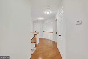 8403 Woodford Forest Pl, Vienna, VA 22182 - Photo 33