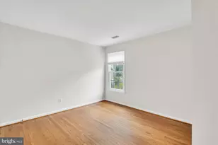 8403 Woodford Forest Pl, Vienna, VA 22182 - Photo 49