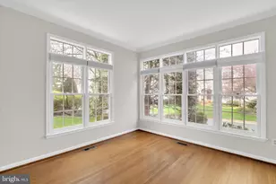 8403 Woodford Forest Pl, Vienna, VA 22182 - Photo 11