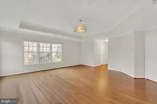 8403 Woodford Forest Pl, Vienna, VA 22182 - Photo 35