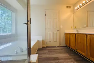 9407 Van Arsdale Dr, Vienna, VA 22181 - Photo 27