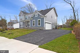 8205 Dabney Ave, Springfield, VA 22152 - Photo 3