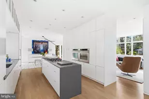 6016 Chesterbrook Rd, McLean, VA 22101 - Photo 15