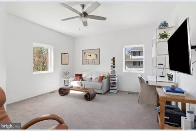 6016 Chesterbrook Road, McLean, VA 22101 - Photo 25