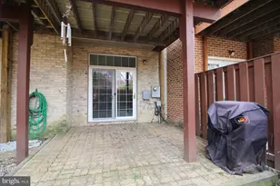 6423 Little Potters Ln, Alexandria, VA 22310 - Photo 7