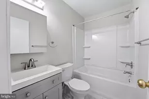 1747 Cy Ct, Vienna, VA 22182 - Photo 21