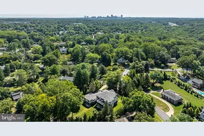 9604 Pembroke Place, Vienna, VA 22182 - Photo 73