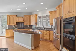 1452 Carrington Ridge Ln, Vienna, VA 22182 - Photo 17