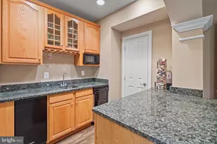 1452 Carrington Ridge Ln, Vienna, VA 22182 - Photo 53