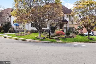 1452 Carrington Ridge Ln, Vienna, VA 22182 - Photo 7