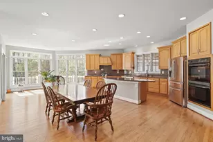 1452 Carrington Ridge Ln, Vienna, VA 22182 - Photo 19