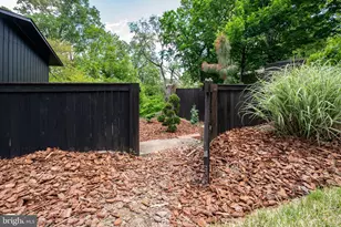 1927 Marthas Rd, Alexandria, VA 22307 - Photo 79