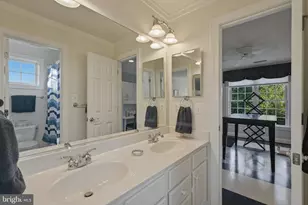 888 Ballou St, Herndon, VA 20170 - Photo 49