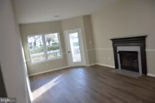 4409 Fair Stone Dr, Fairfax, VA 22030 - Photo 9