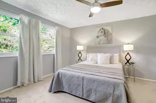 2036 Brooks Square Pl, Falls Church, VA 22043 - Photo 15