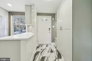 1666 Harvest Green Ct, Reston, VA 20194 - Photo 9