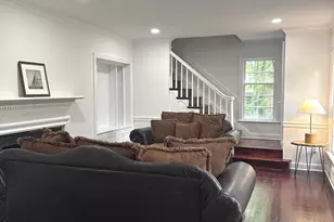 6012 Pike Branch Dr, Alexandria, VA 22310 - Photo 3