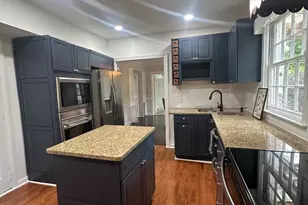 6012 Pike Branch Dr, Alexandria, VA 22310 - Photo 15