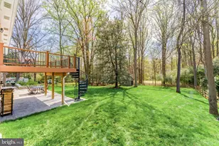 9201 Weant Dr, Great Falls, VA 22066 - Photo 13