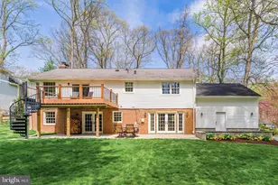 9201 Weant Dr, Great Falls, VA 22066 - Photo 53