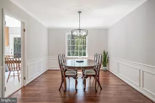 9201 Weant Dr, Great Falls, VA 22066 - Photo 13