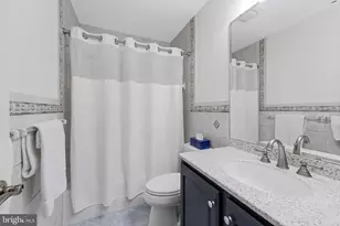 9201 Weant Dr, Great Falls, VA 22066 - Photo 25