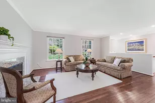 9201 Weant Dr, Great Falls, VA 22066 - Photo 11