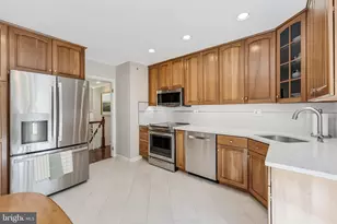 9201 Weant Dr, Great Falls, VA 22066 - Photo 17