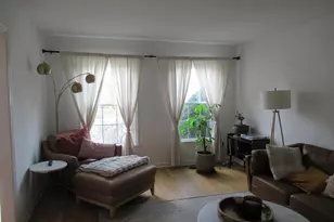 9221 Graceland Pl, Fairfax, VA 22031 - Photo 3