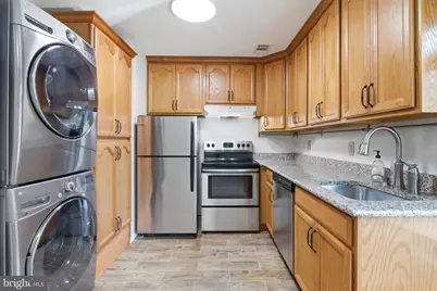 1696 Westwind Way #134, McLean, VA 22102 - Photo 13